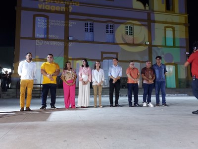 ARD entrega aos vereadores diploma de honra ao mérito, devido a ajuda através das emendas impositivas2.jpeg