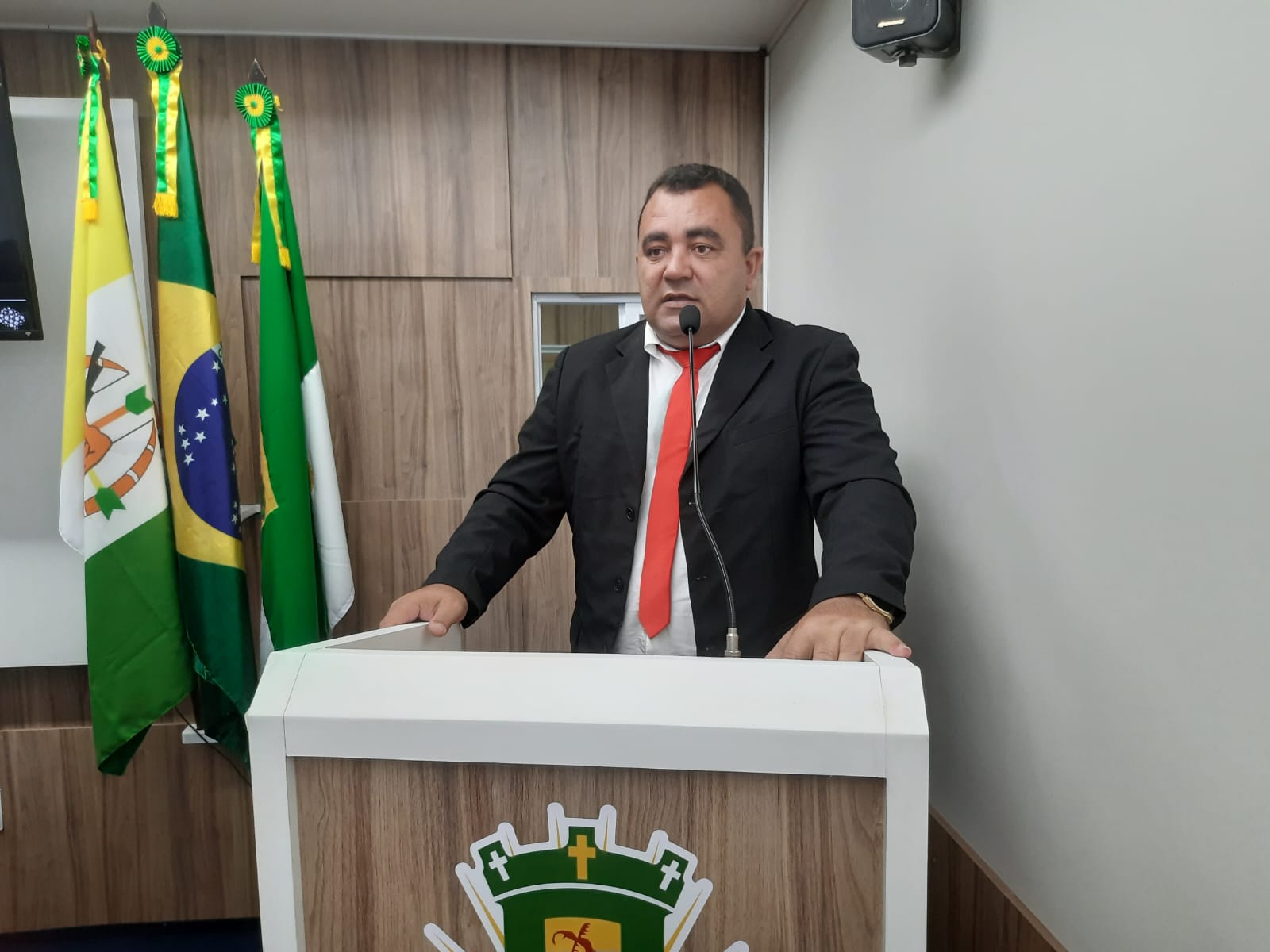 Carlinhos de Dandão requer melhorias para o polo do Góis