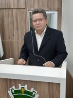 Ednarte Silveira pede seriedade entre os parlamentares