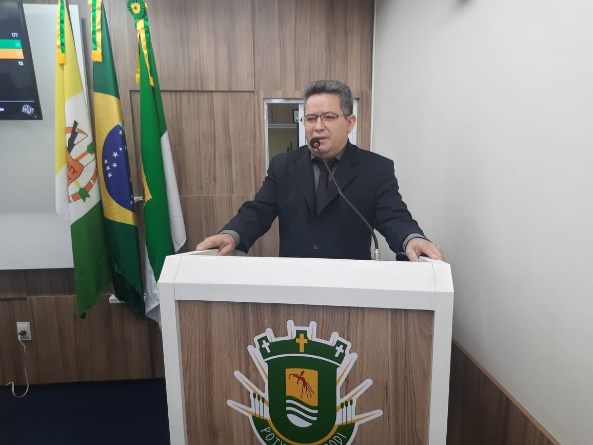 Ednarte Silveira promove reunião com alunos do IFRN sobre a gratuidade do transporte